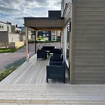 Сasa de vacaciones Exclusive Funkis Cabin, View, Rooftop Terrace, Jacuzzi, Sauna, Close To Golf And Alpine