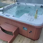 Сasa de vacaciones Exclusive Funkis Cabin, View, Rooftop Terrace, Jacuzzi, Sauna, Close To Golf And Alpine