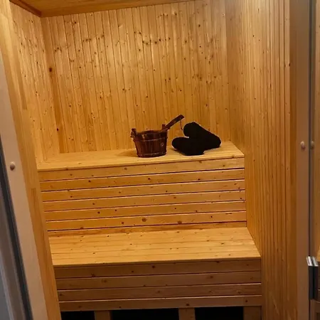 度假居 Exclusive Funkis Cabin, View, Rooftop Terrace, Jacuzzi, Sauna, Close To Golf And Alpine 弗罗达尔