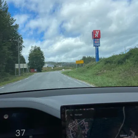 Casa de Férias Exclusive Funkis Cabin, View, Rooftop Terrace, Jacuzzi, Sauna, Close To Golf And Alpine *