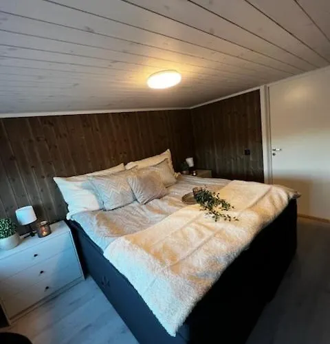 Exclusive Funkis Cabin, View, Rooftop Terrace, Jacuzzi, Sauna, Close To Golf And Alpine *