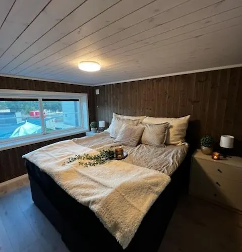 Exclusive Funkis Cabin, View, Rooftop Terrace, Jacuzzi, Sauna, Close To Golf And Alpine *