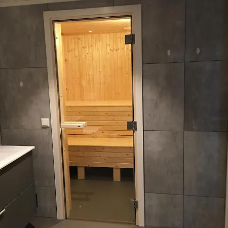 Дом отдыха Exclusive Funkis Cabin, View, Rooftop Terrace, Jacuzzi, Sauna, Close To Golf And Alpine